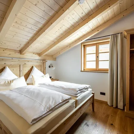 Waldchalets & Allgaeu 3* בורגברג