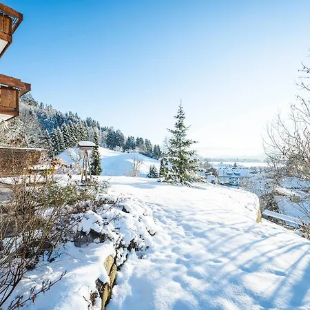 Waldchalets & Allgaeu Pensión Burgberg (Bavaria)