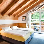 Waldchalets & Allgaeu Burgberg (Bavaria)