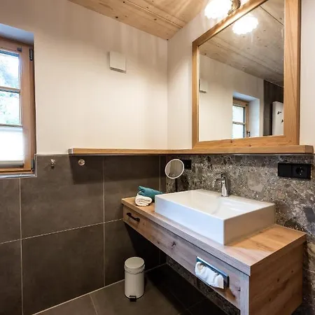 Waldchalets & Allgaeu Guest house Burgberg (Bavaria)
