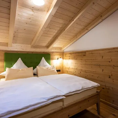 Waldchalets & Allgaeu Guest house *